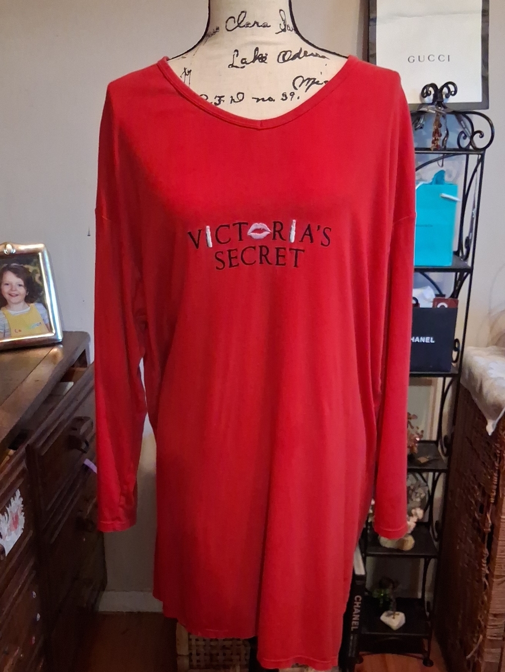 Victoria's Secret Red Long Sleeve Lounge Tee with Lip Logo